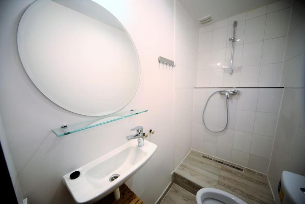 Lovely Two Bedroom In The Old Town Riga Exterior photo